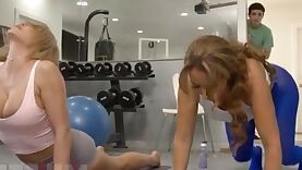 All the MILFs in our gym are super hot!